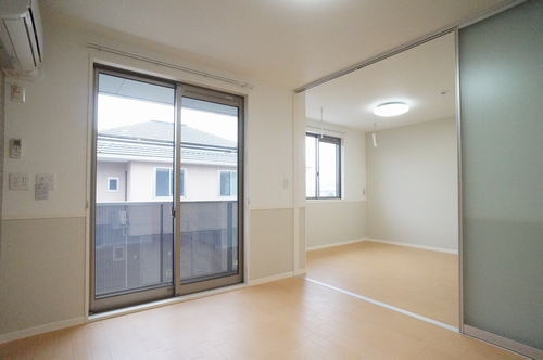 シャーメゾン・ルーチェＦ 201号-2