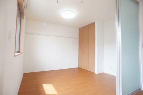 ロゼリア若宮 B 203号-5