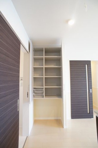 フロントマーレＡ 202号-8