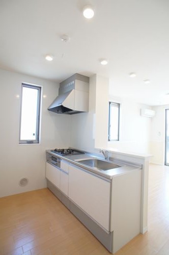 フロントマーレB 101号-3