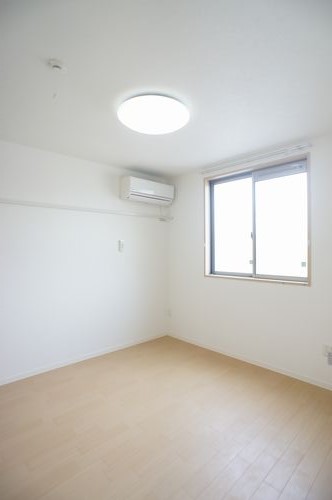 メゾン　セレナーデ 102号-5