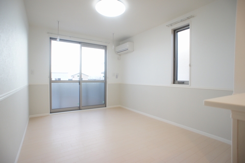 ラ・クレール彩鈴 203号-2