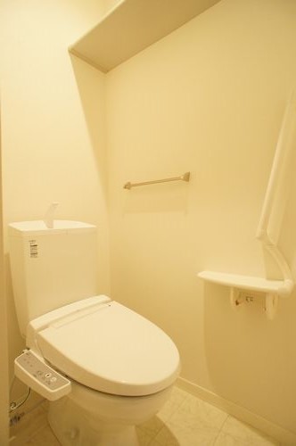 メゾン　ＩＳＨＩＴＡ 201号-9