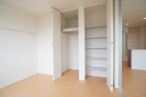 トロン・ルーチェ 203号-7