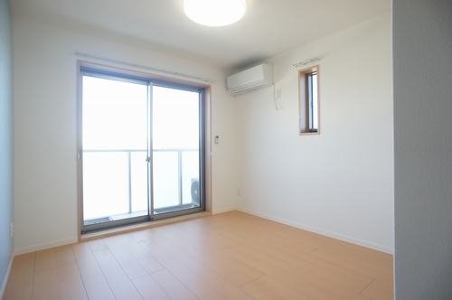 プレジール総社 301号-5