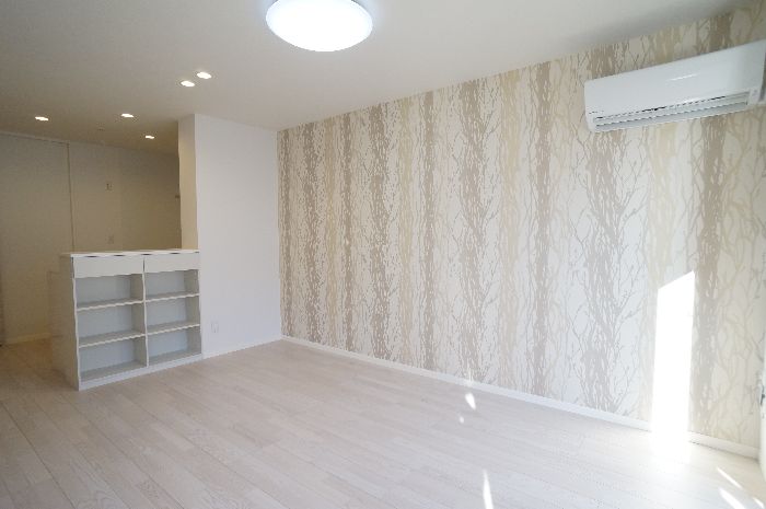 メゾンエテルネル 203号-2