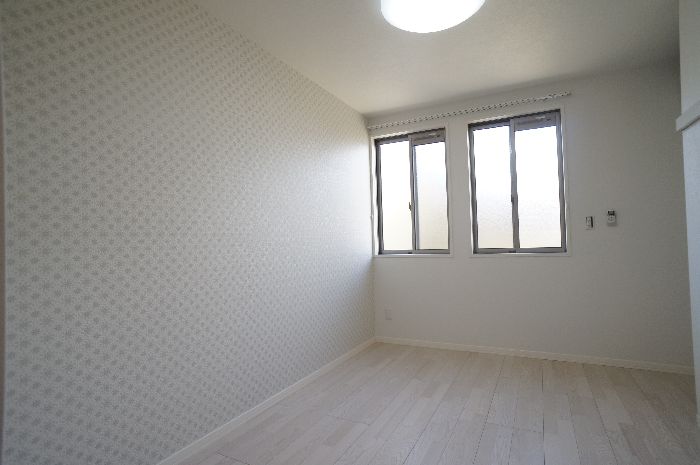 メゾンエテルネル 203号-7