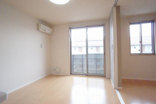 マストライフ高崎上大類Ｂ 205号-2