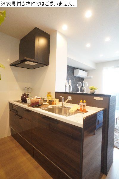 シャーメゾン表町 202号-4