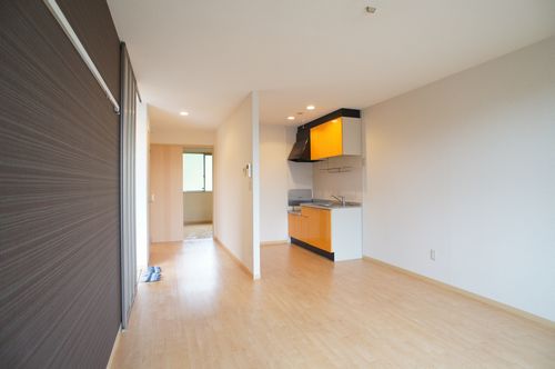 ラ・メゾン・イッコクＢ 103号-3