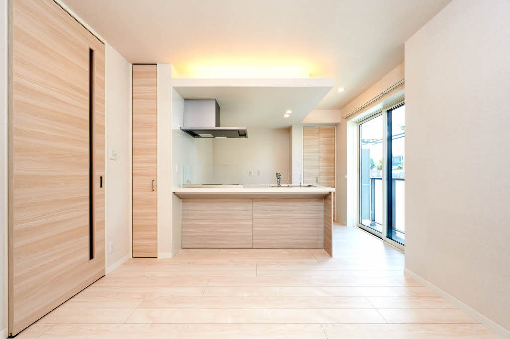 アルティスタ 102号-2