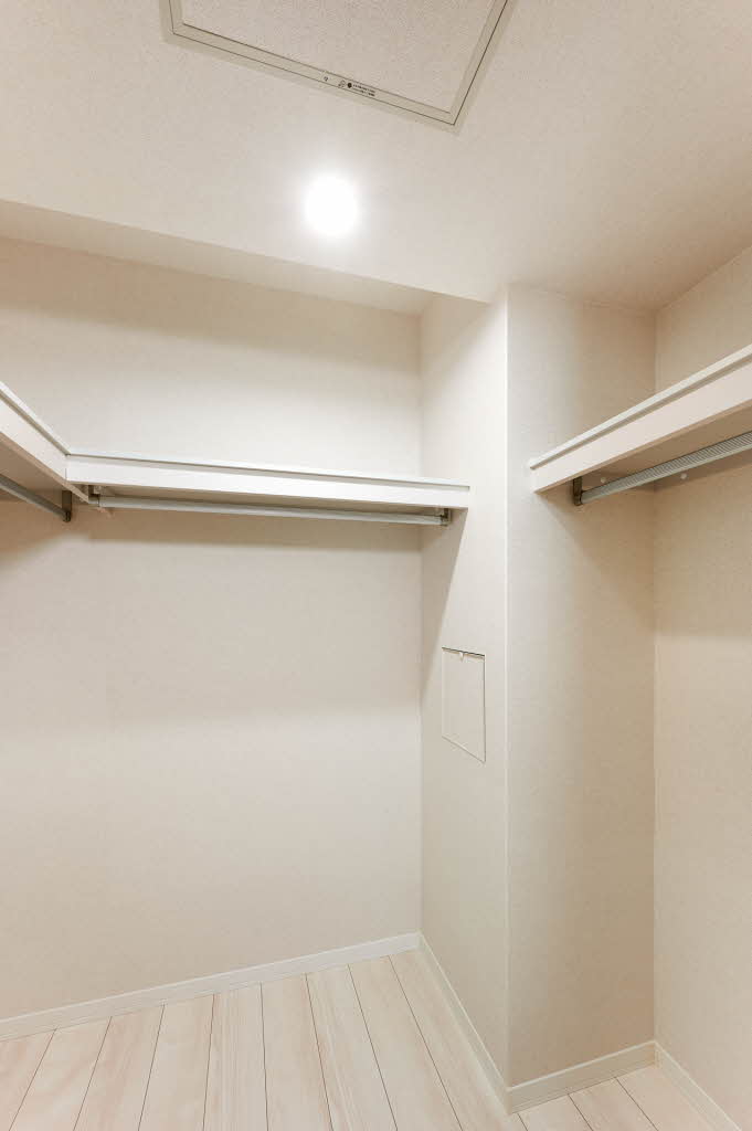 アルティスタ 103号-6