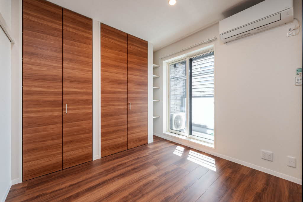 アルティスタ 201号-5