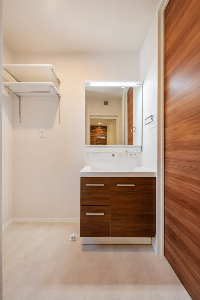 アルティスタ 201号-9