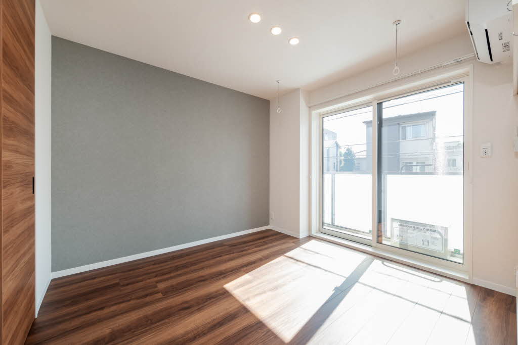 アルティスタ 202号-6