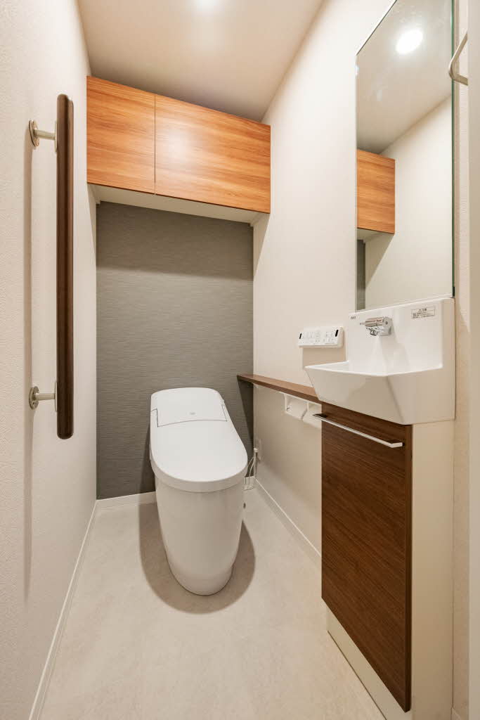 アルティスタ 202号-8