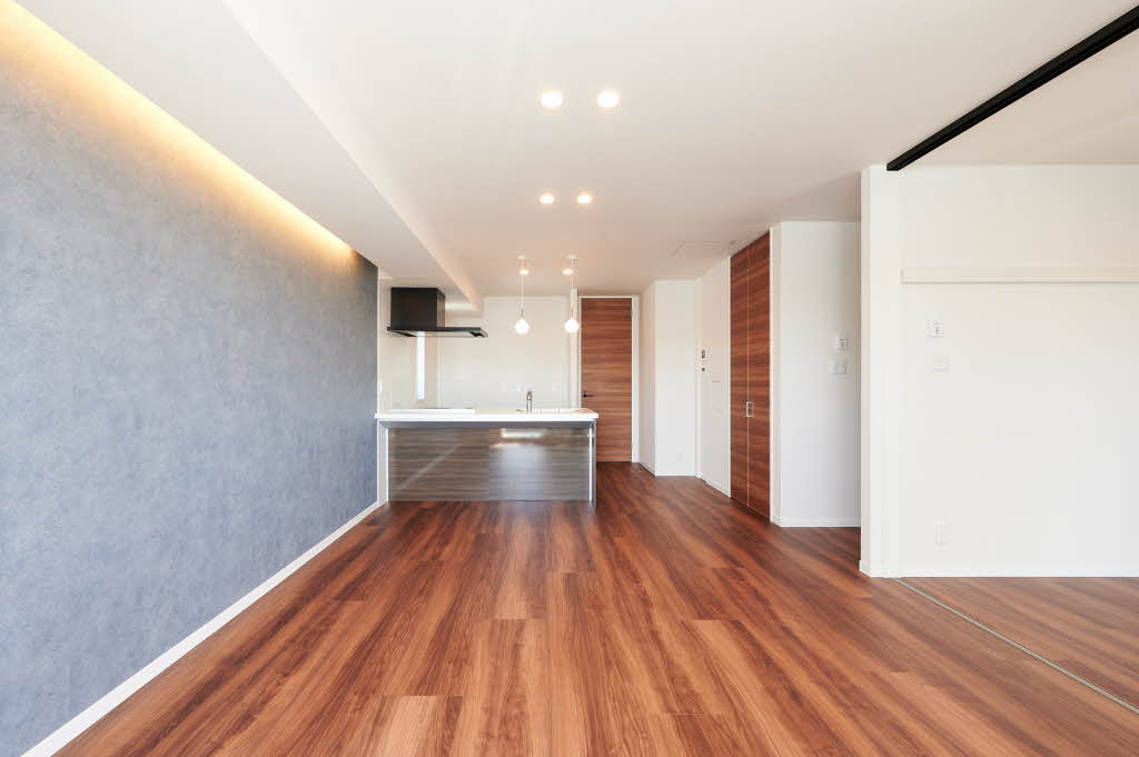 アルティスタ 301号-2