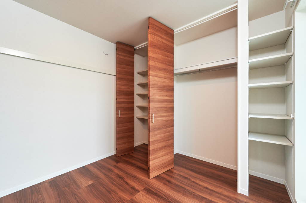 アルティスタ 301号-5