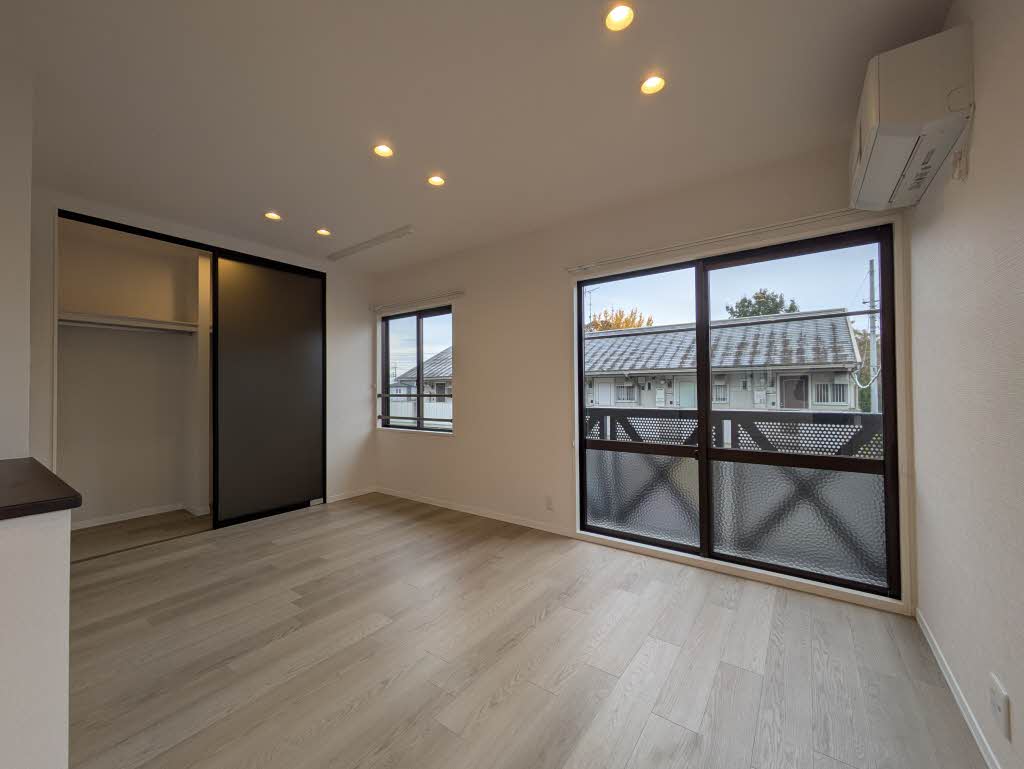 サンラフォーレＥ 202号-3