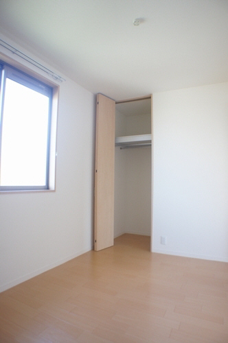 セレナヴィラ　Ｃ 203号-8