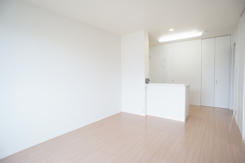 サン・レジデンス 201号-2