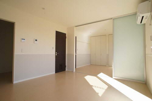 メゾン・ドゥ・ブラン　Ｂ 102号-3