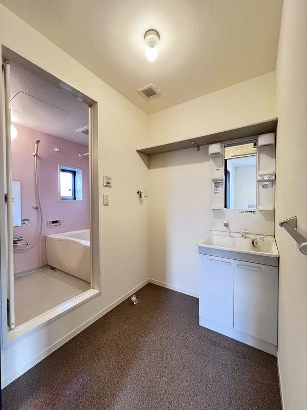 あべにゅー・こも 203号-7