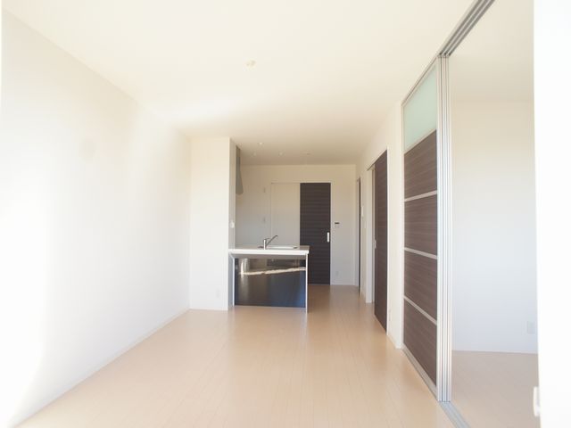 シャーメゾン吉沢 202号-2