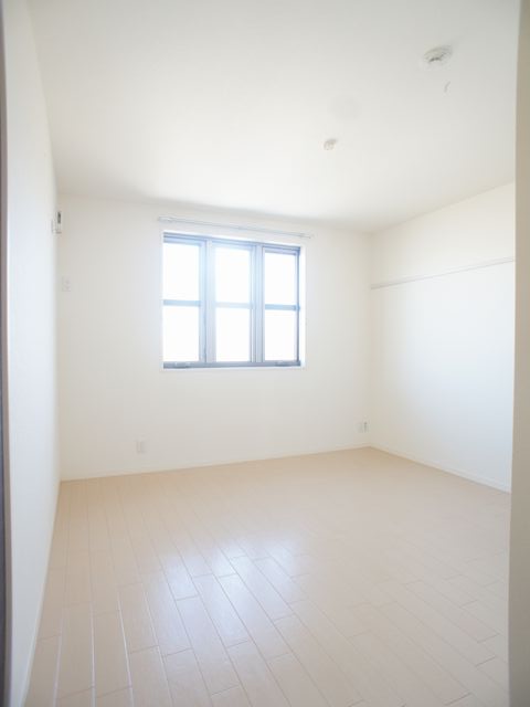 シャーメゾン吉沢 202号-7