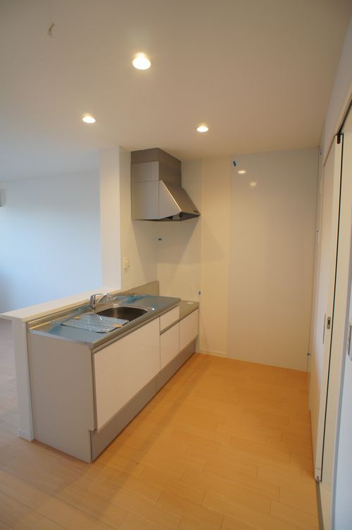 プロモントワール 103号-4