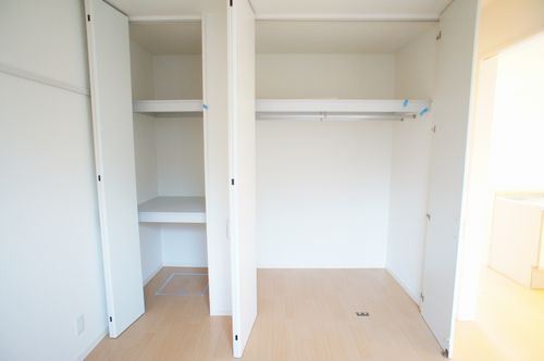 プロモントワール 103号-5