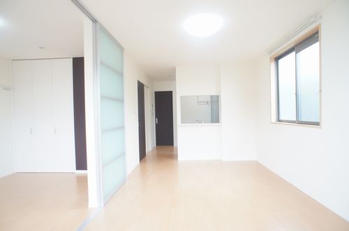 イースト　Ⅱ 101号-3