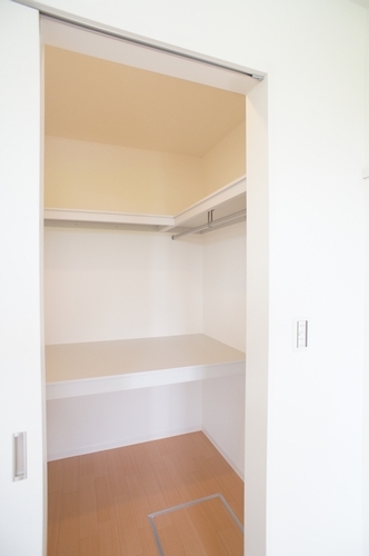 メゾン・ド・華　Ｂ 102号-8