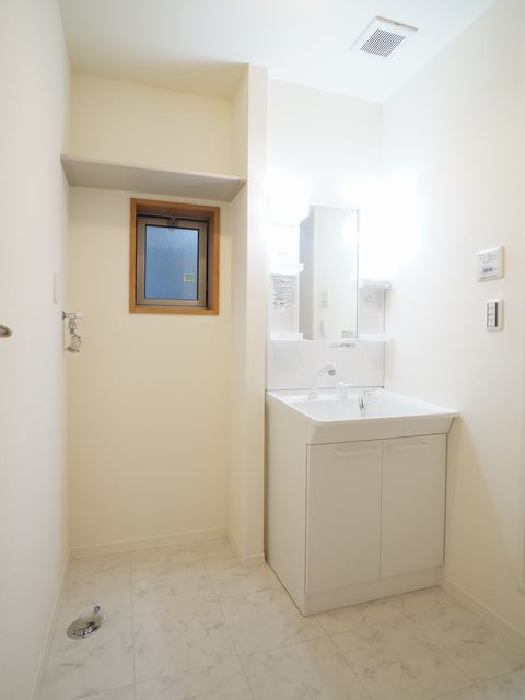 メゾン・ド・アケルナル 103号-8