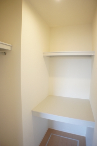 シャーメゾン・Ｍａｒｎａ　Ａ 101号-4