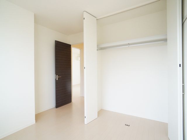 レイクシティー御茶園　Ｊ 203号-8