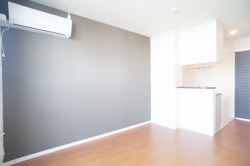 サンシャインヒルズ 110号-2