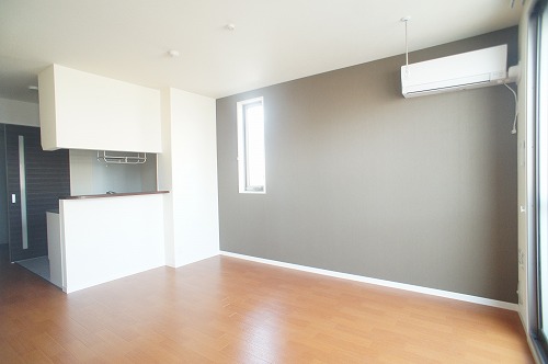 サンシャインヒルズ 201号-2