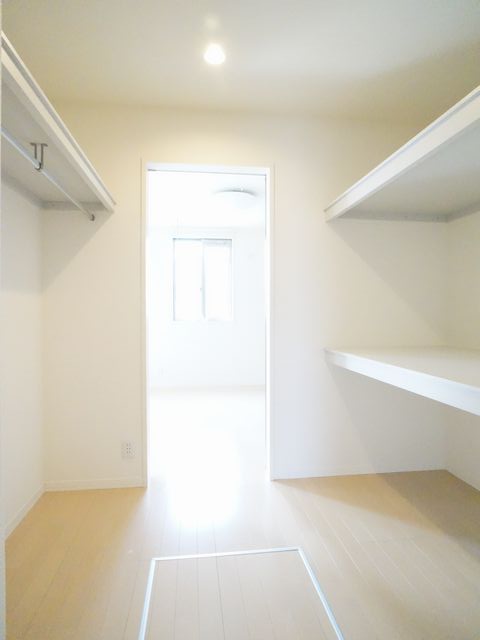 Ｇａｒｄｅｎ　Ｃｏｕｒｔ　千波 201号-6