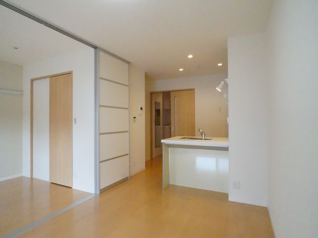 Ｇａｒｄｅｎ　Ｃｏｕｒｔ　千波 203号-2