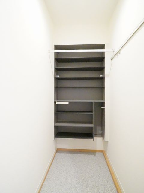 Ｇａｒｄｅｎ　Ｃｏｕｒｔ　千波 203号-11