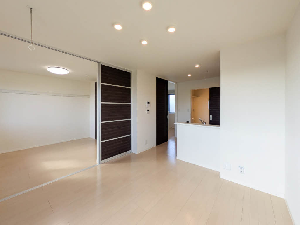 メゾン ヴェルデュール 203号-2