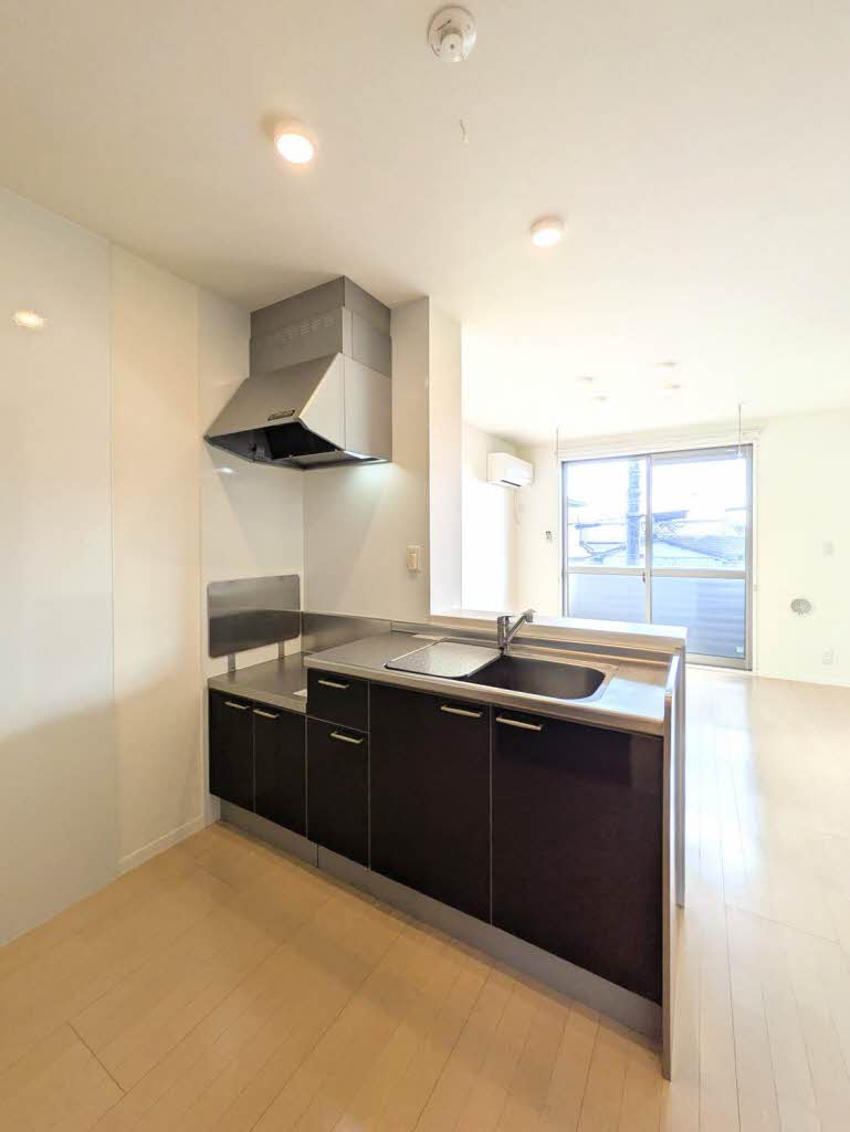 メゾン ヴェルデュール 203号-4