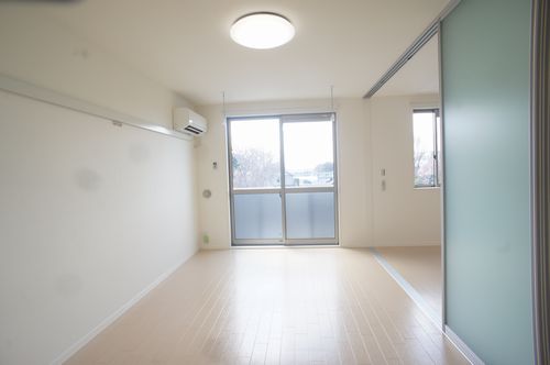 ノアール・エ・ブラン 203号-2