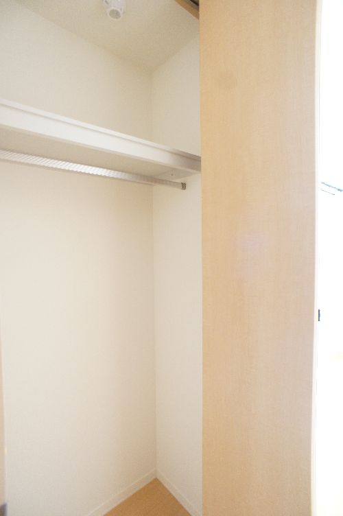 メルシーウィステリア 105号-6