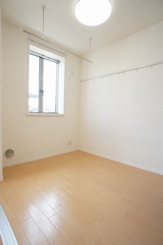 メゾン　ディール 202号-3