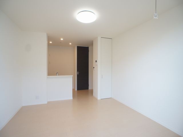 シャーメゾン一ノ牧 102号-2