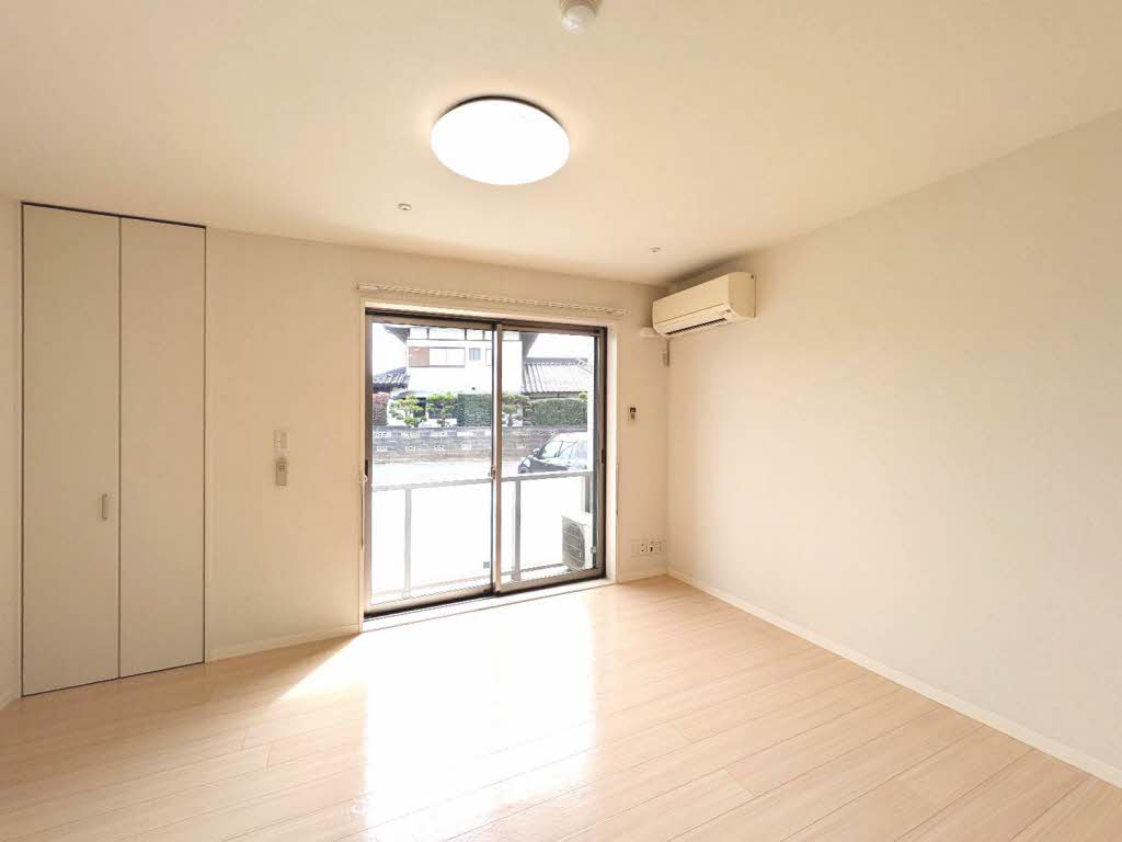 エミネンスＭ 103号-3