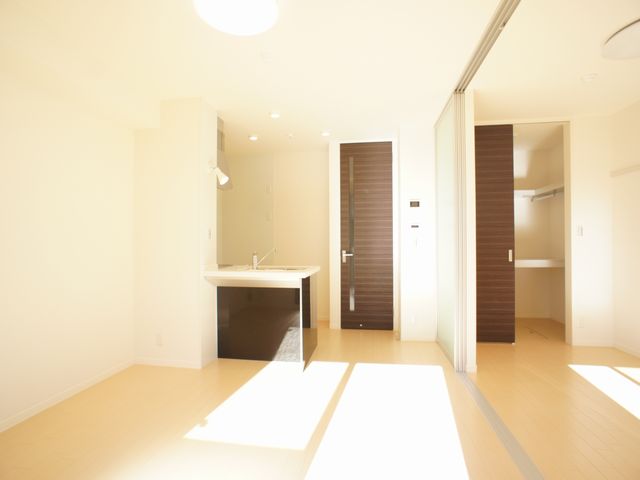 シャーメゾンＴＡＨＡＲＡ 105号-2