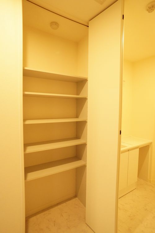 メープルヴィラ 302号-7